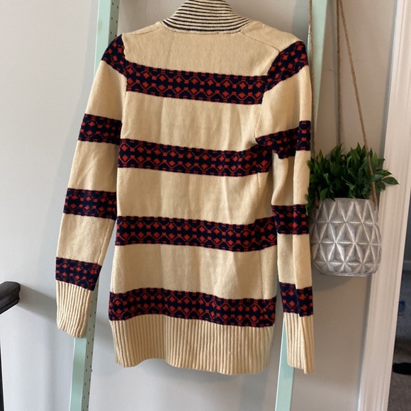 Francesca’s Collection Sweater Cardigan - Picture 6 of 9